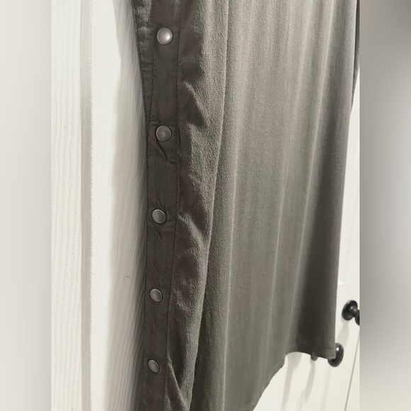Wilfred Free Aritzia Army Green Aamito Snap Dress Short Sleeve Mini Size Medium - Picture 5 of 10